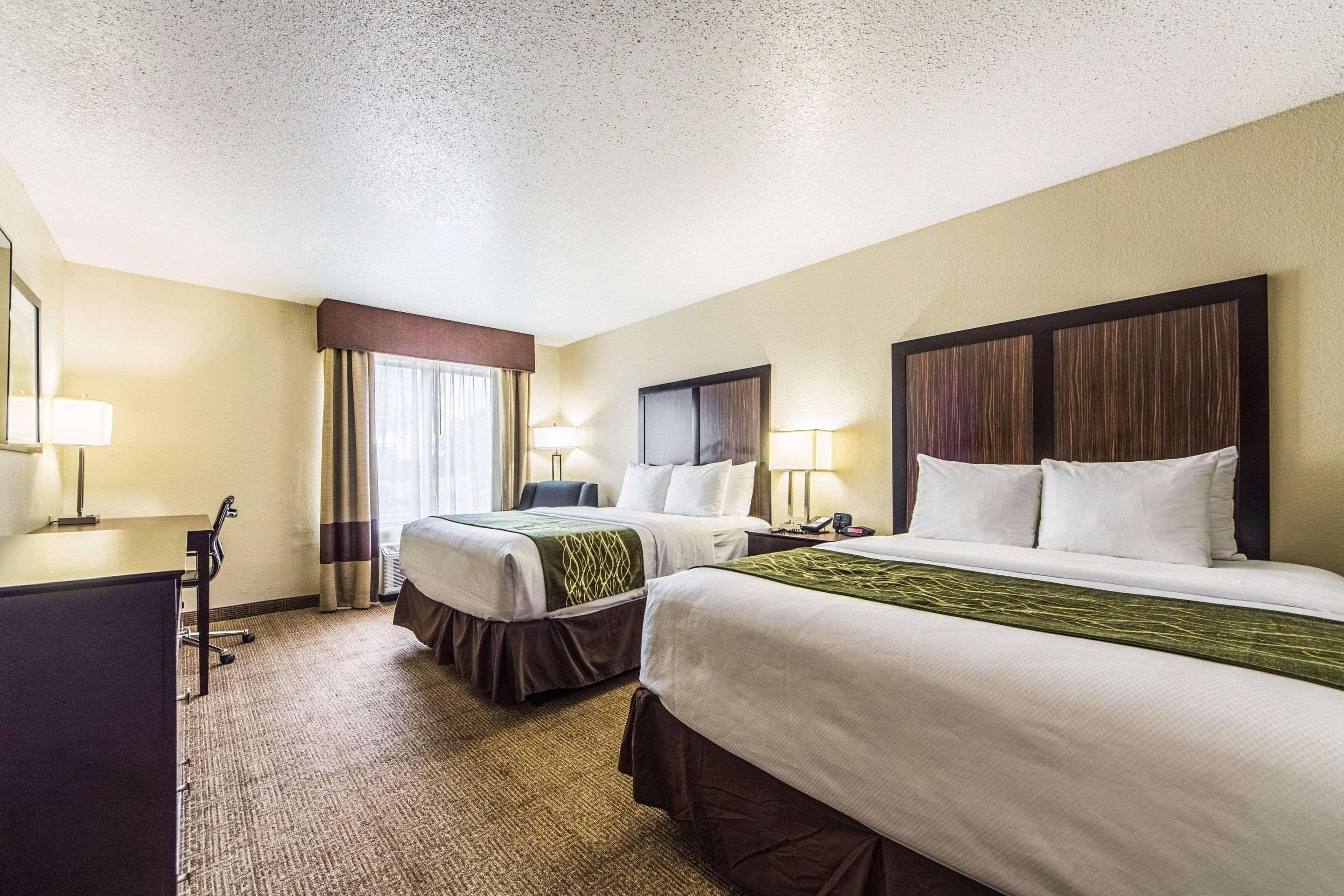 Comfort Inn Dallas Park Central Exteriér fotografie