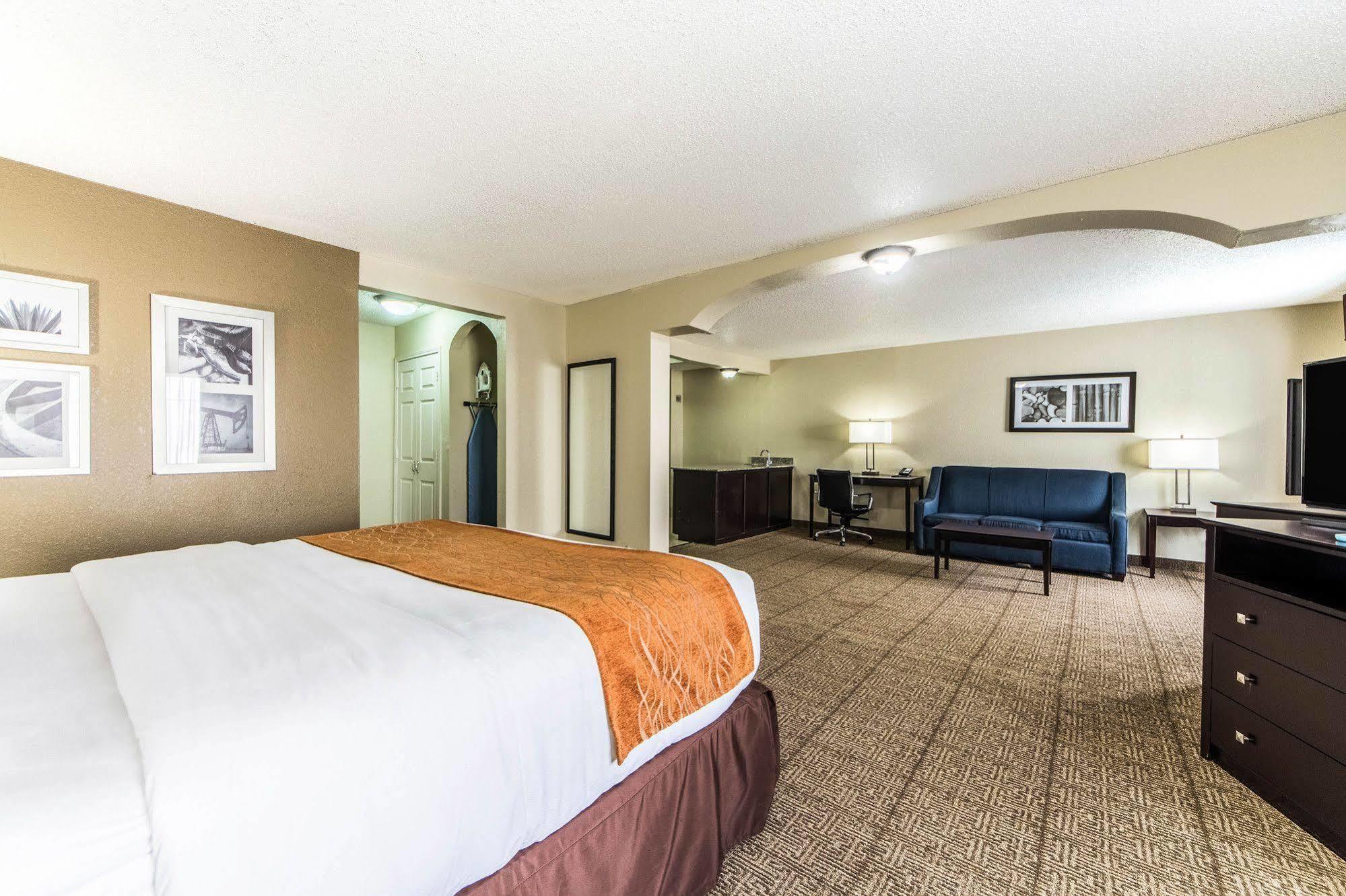 Comfort Inn Dallas Park Central Exteriér fotografie